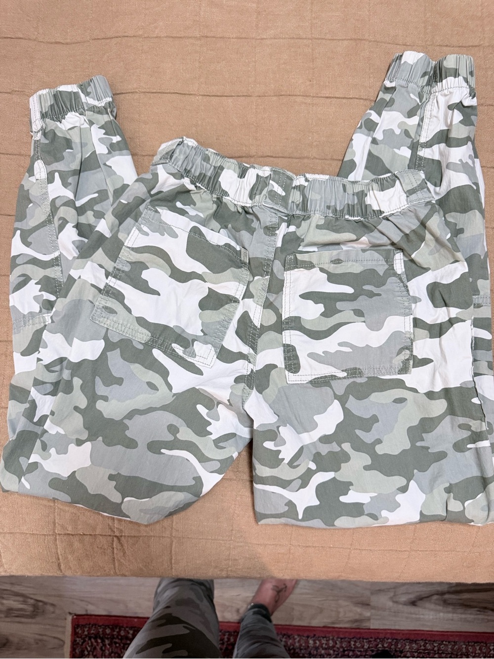 Women Camouflage Jogger Pants - Green Camo